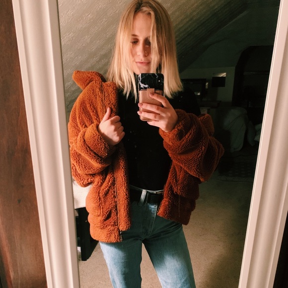 Meet your Posher, Meghan - Picture 1 of 1